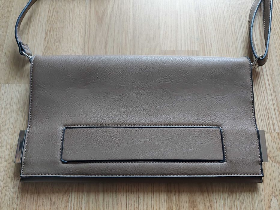 Elegancka damska torebka Parfois-beżowa kopertówka
