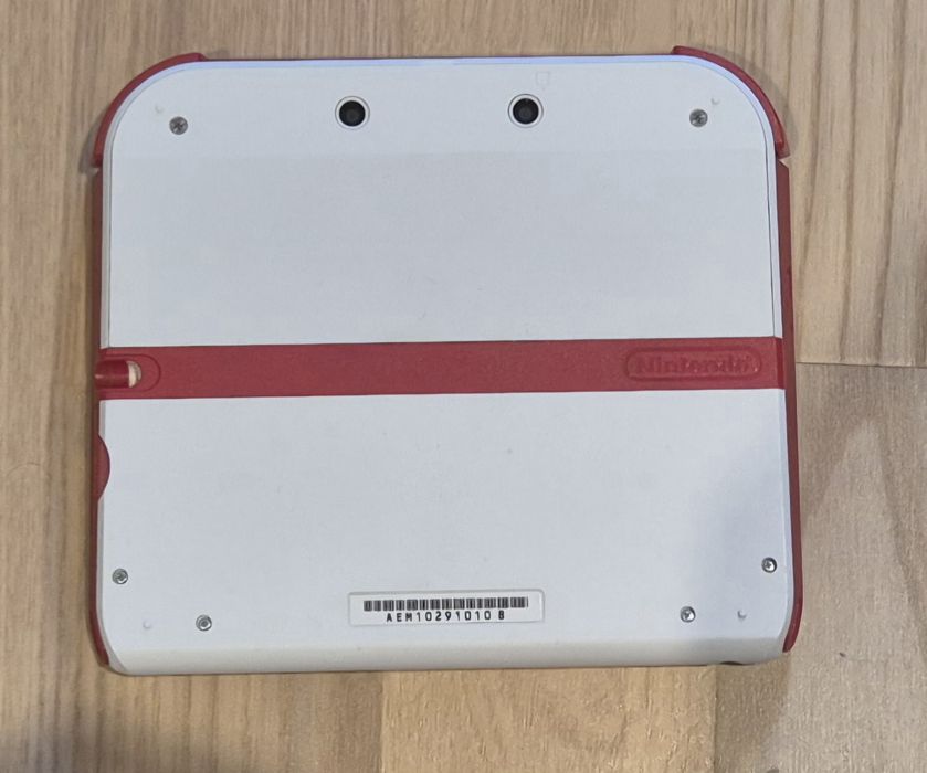 Konsola nintendo 2ds red&white