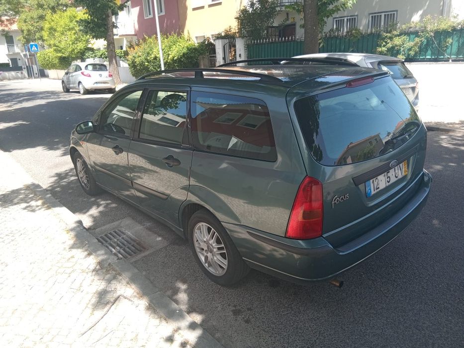 Ford Focus gasolina impecável