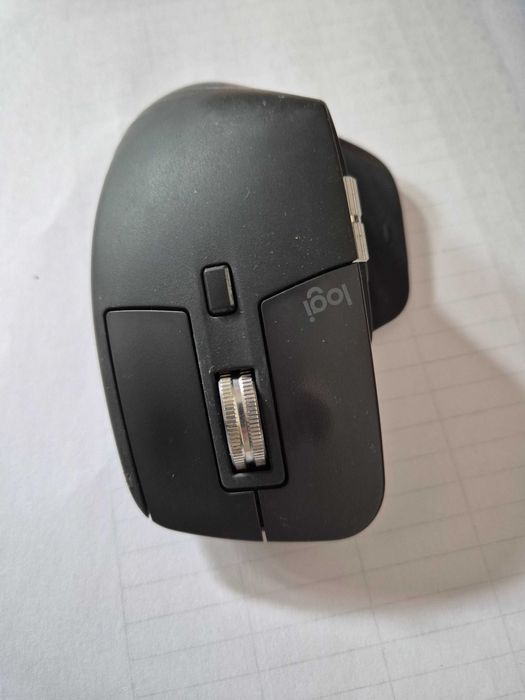 Rato  Logitech Mx Master 3, sem anomalia