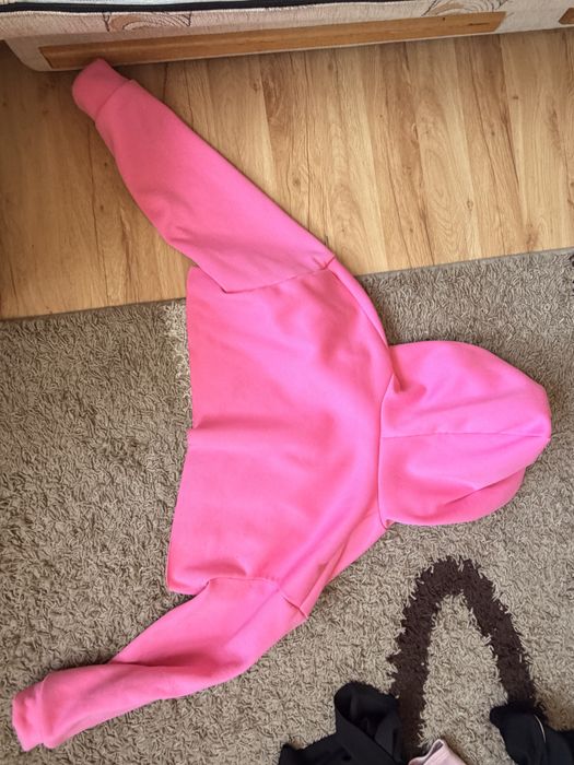 Neonowa Różowa Bluza Cropped z Kapturem