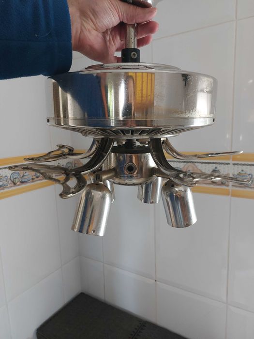 Ventoinha de teto candeeiro