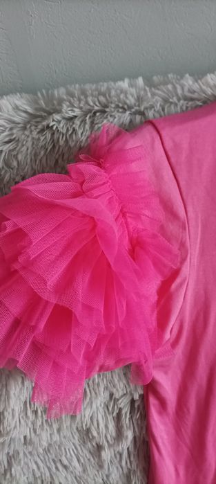 Bluzka damska z tiulowymi rękawkami