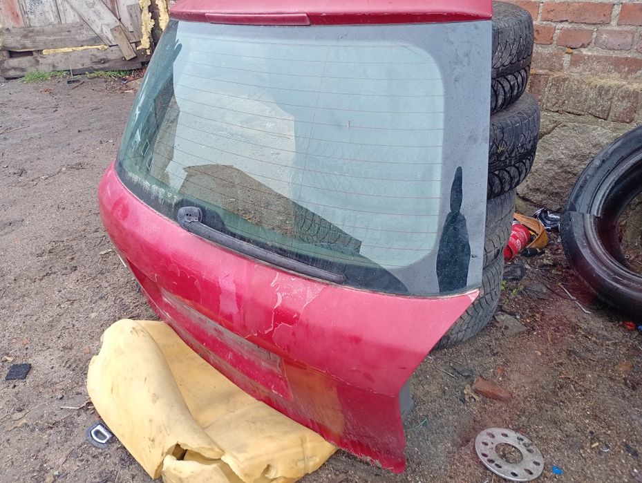 Klapa z mikrostykiem audi A4 b6