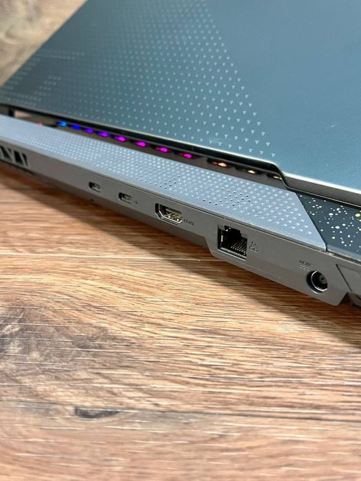 Asus Rog Strix 17 RTX4060