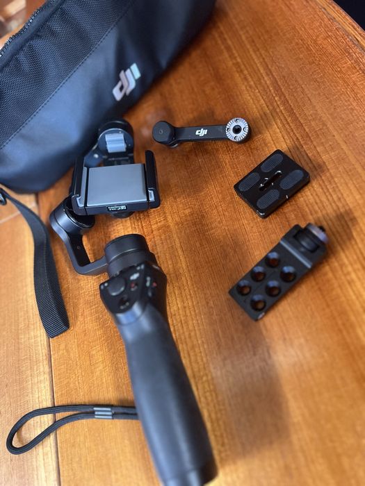 DJI Osmo Mobile 3 Combo + acessórios