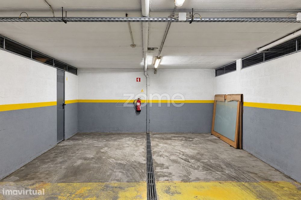 T2 Duplex mobilado ao Norteshoping|Garagem 2 carros|Matosinhos