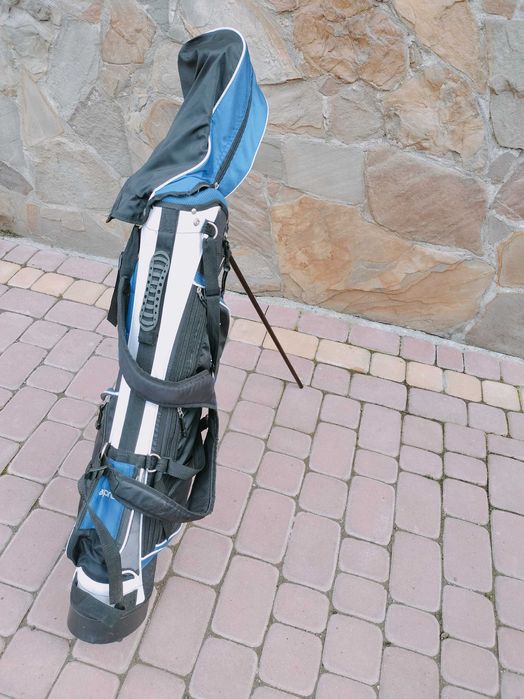 Kije golfowe w dobrym stanie