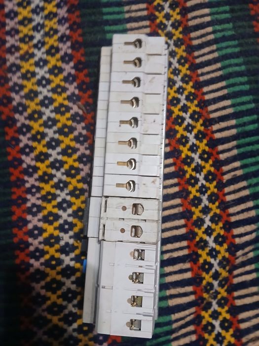 barra de disjuntores