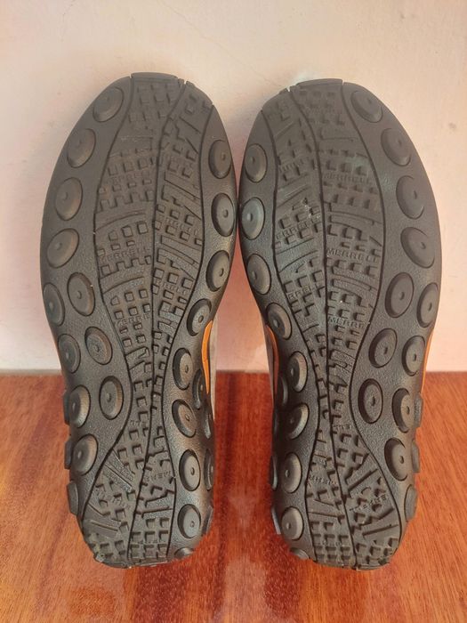 Кросовки сліпони фірми merrell JUNGLE оригінал 

Розмір по бірці:
Us 1