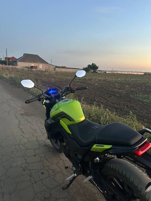 Продам Lifan SR 220