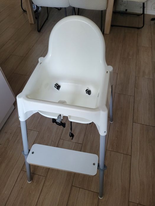 Krzesełko IKEA antilop z podnóżkiem