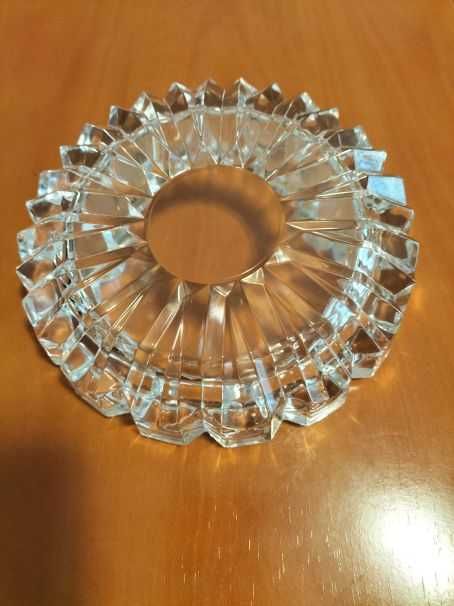 Cinzeiro de cristal