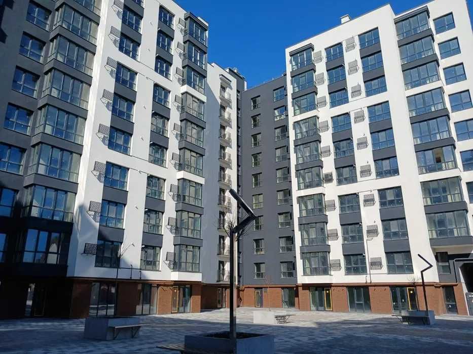 Готова 2 кім кв біля парку та озера