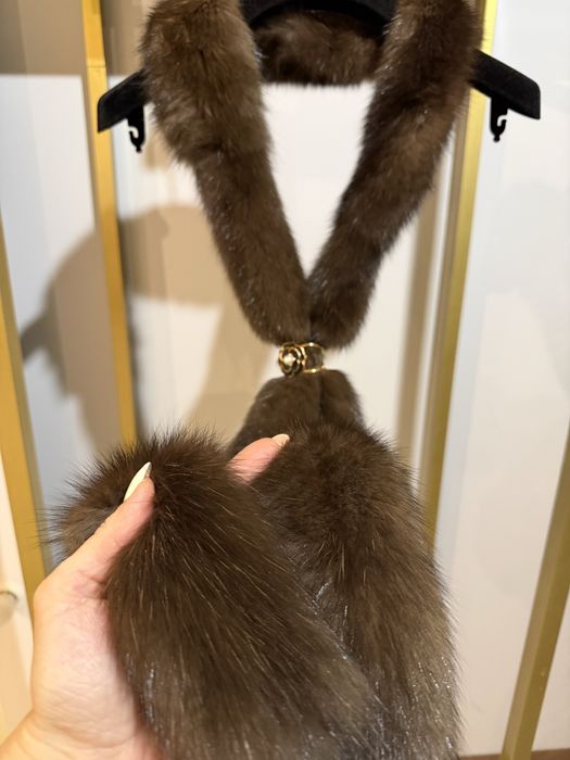 Шарф з соболя з сивиною