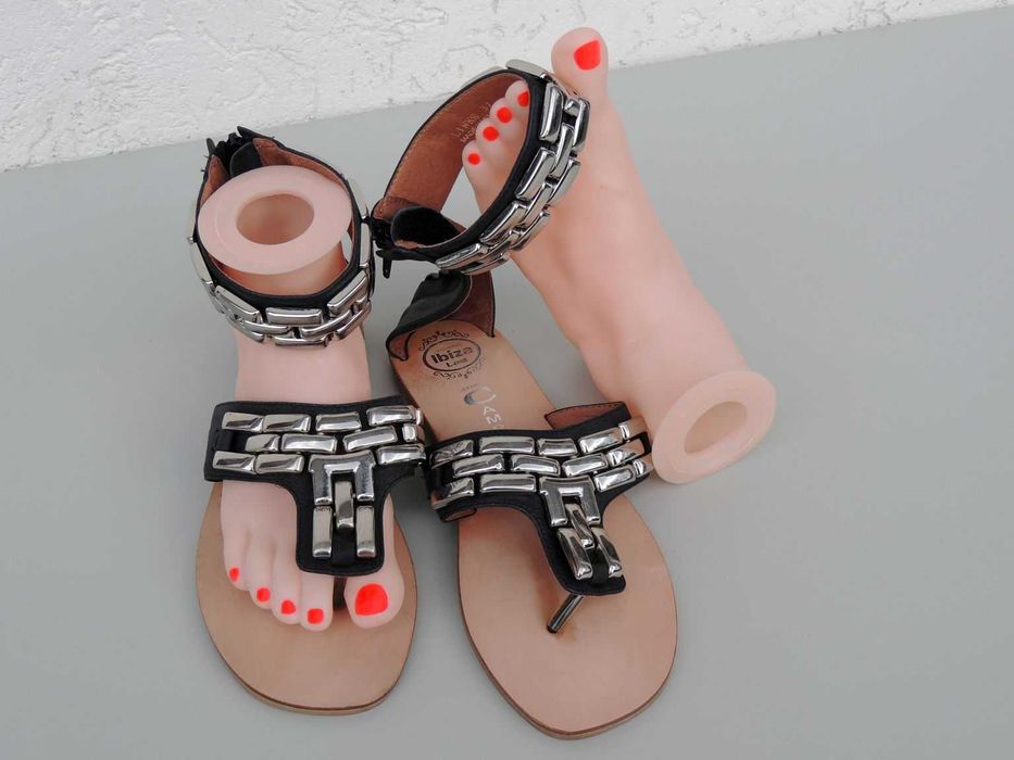 **Jeefery Campbell** rozmiar 37 skórzane sandały