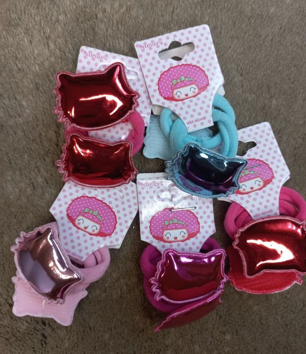 Резинки (гумки) для волосся дівчинки