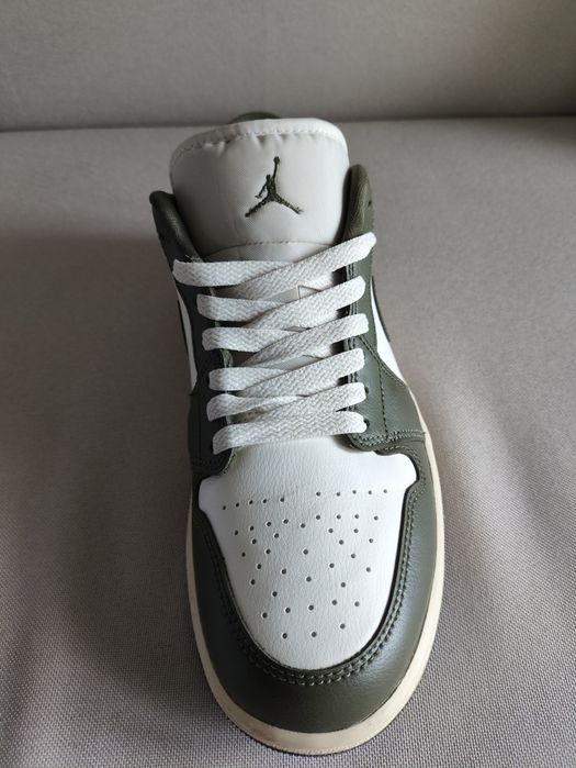 Ténis Nike Air Jordan 1 Low - NOVOS