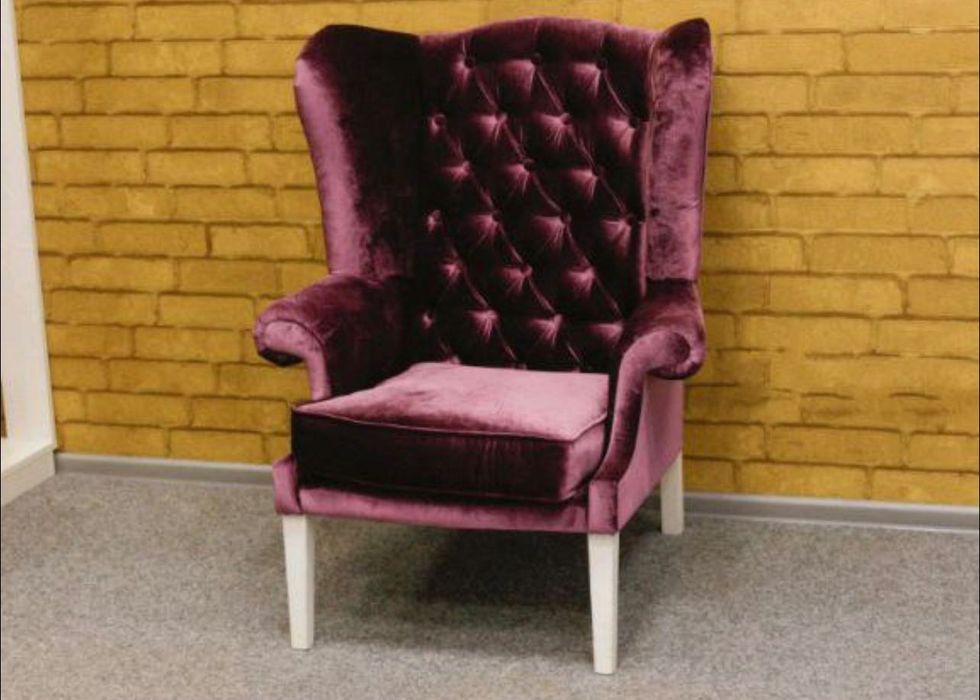 Красивые кресла для дома офиса или в шоурум