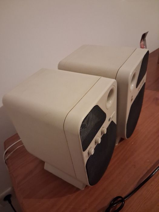 Teclado gaming ,auscultador e colunas
