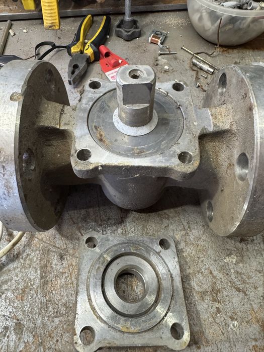 Кран пробковый нержавеющий фланцевый