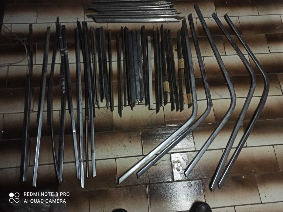 Fiat 125 P Listwy  drzwi rarytas