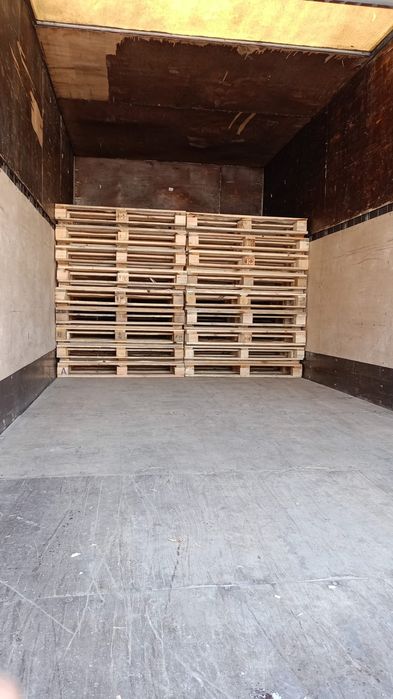 Продаж та Bикуп дерев'яних піддонів в м. Дергачі