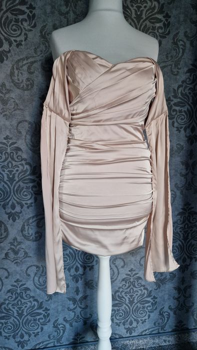 Efekt WOW! Satynowa sukienka JADED ROSE – Nowa  S/M