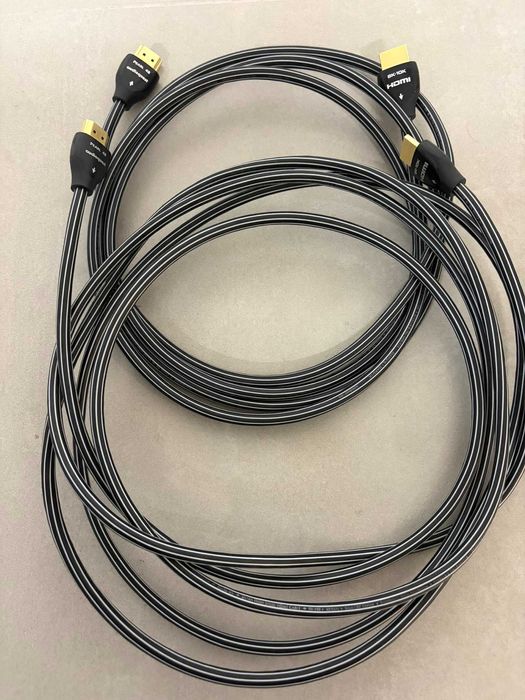 LOTE de Cabos diversos (HDMI, etc), 2 switch de rede e transformadores