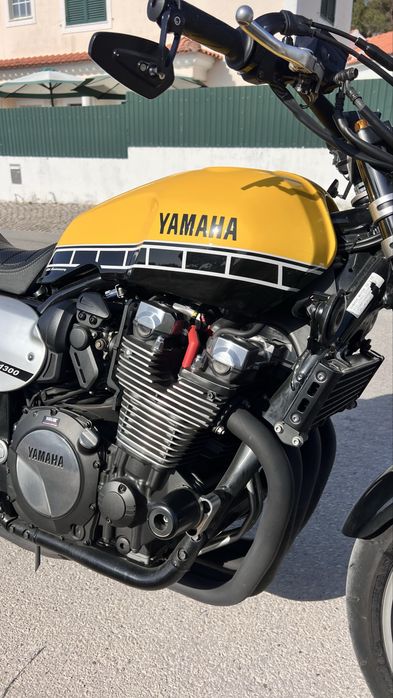 Yamaha XJR 1300 Edição 60 anos