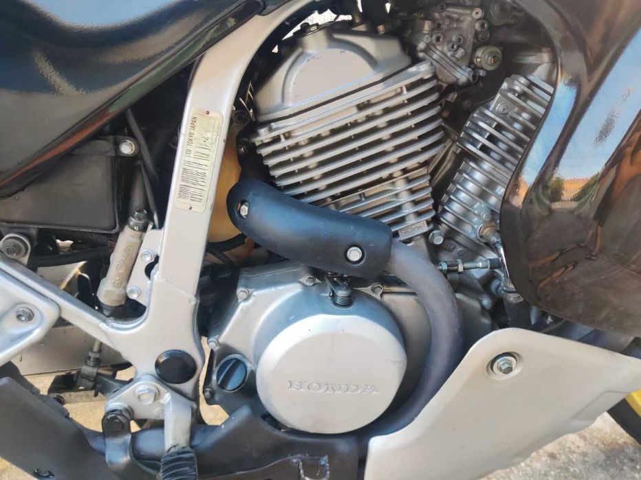 Honda Transalp XL600V 1995- Fiável e Pronta a Rodar