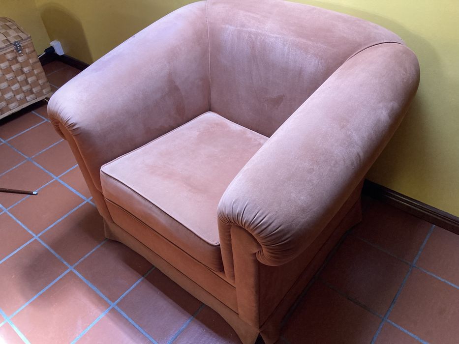 Sofas praticamente nunca usados