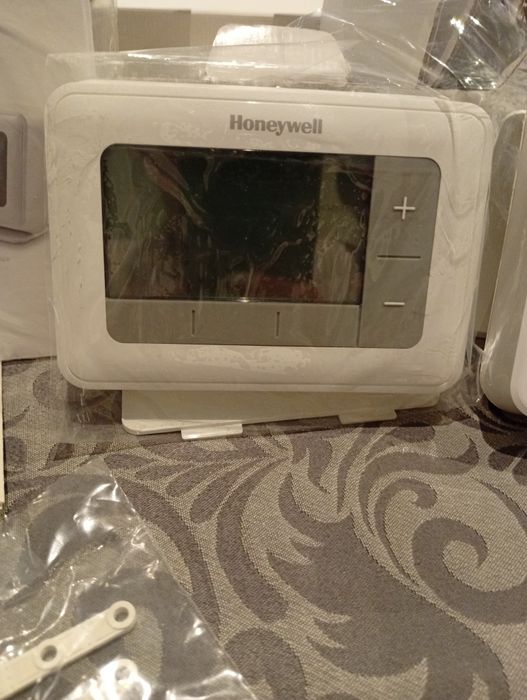 Termostato sem fios Honeywell T4R novo