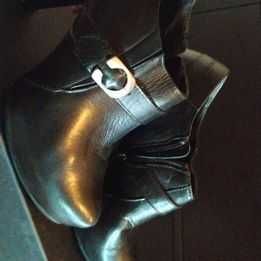 Botins Senhora pretos em pele interior e exterior