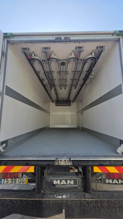 Man LE220B Caixa Frio de Pendurados