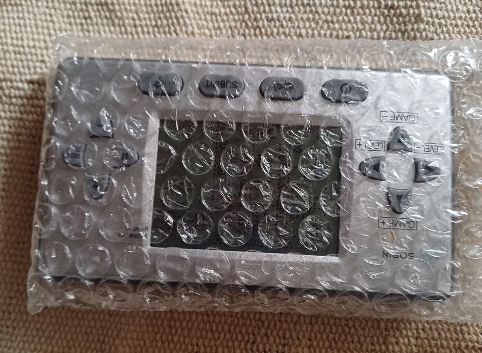 Consola de Sudoku eletrónica portátil