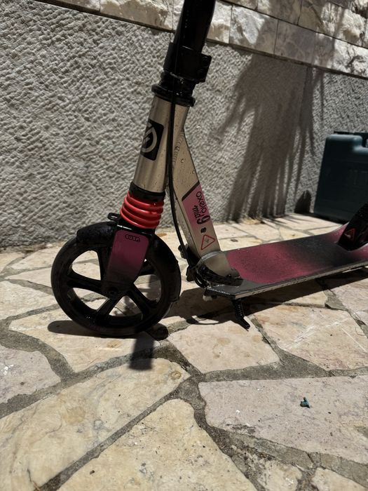 Trotinete Oxelo com suspensão