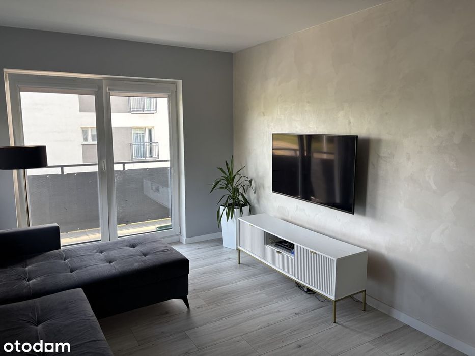 Mieszkanie 3 pokoje z balkonem do wprowadzenia 70m2 Zgierz os.650lecia