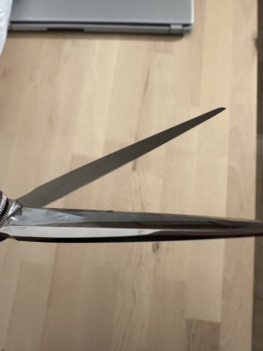 Tesoura Esquerdina Titan