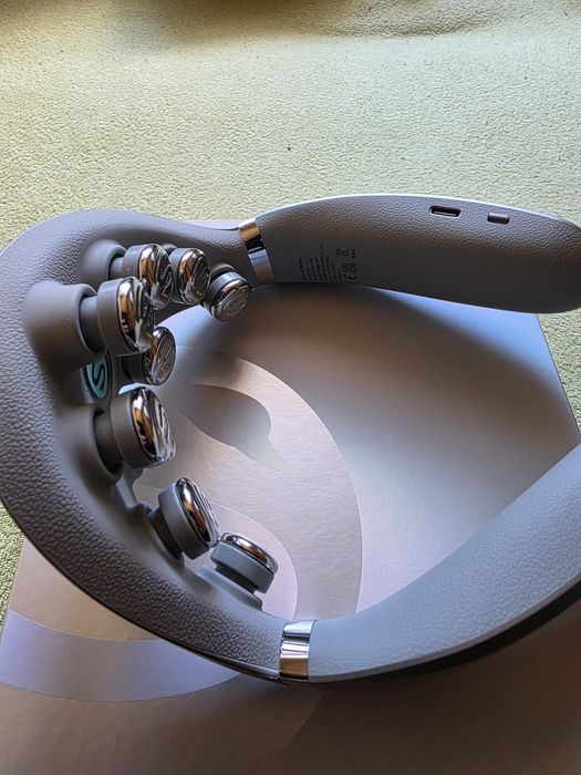 Elektromasażer szyi i ramion SKG G7 Pro-E