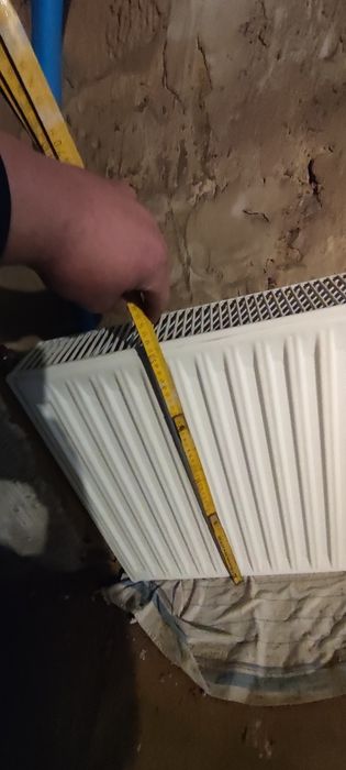 grzejnik dwupanelowy  50x50 cm 50 x 50 De Longhi bdb stan