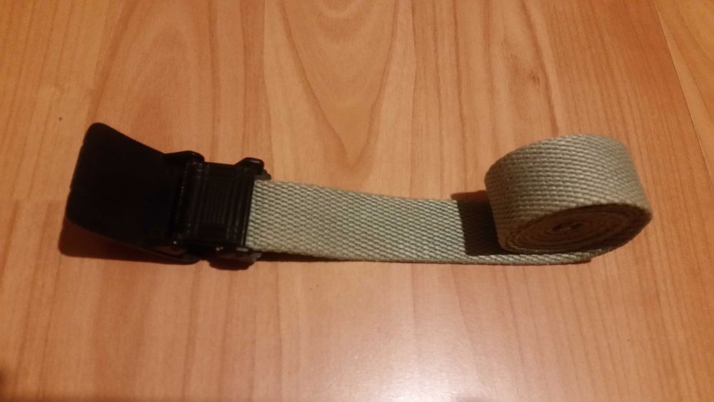 Pasek z materiału