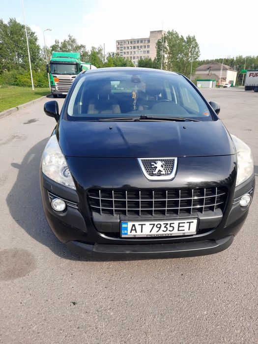 Продам Пежо 3008