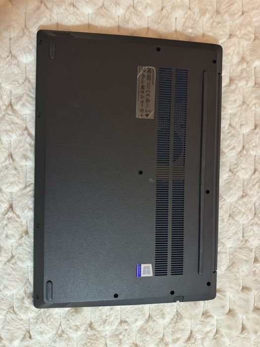 Szybki laptop gamingowy Lenovo L340