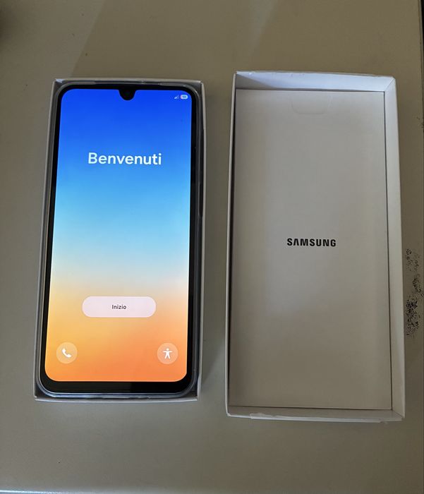 Samsung Galaxy A17 5G 256GB novo * C/ Fatura e garantia de 3 anos