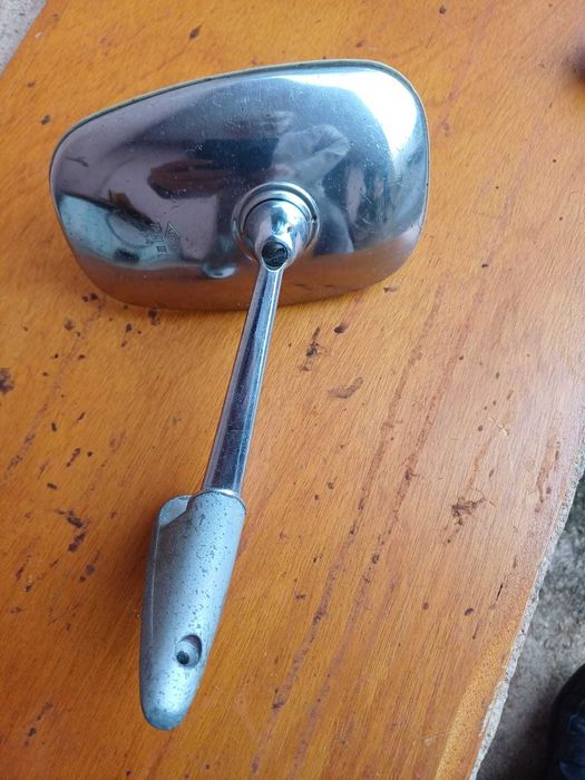 Espelho exterior de Peugeot 504 de 1972