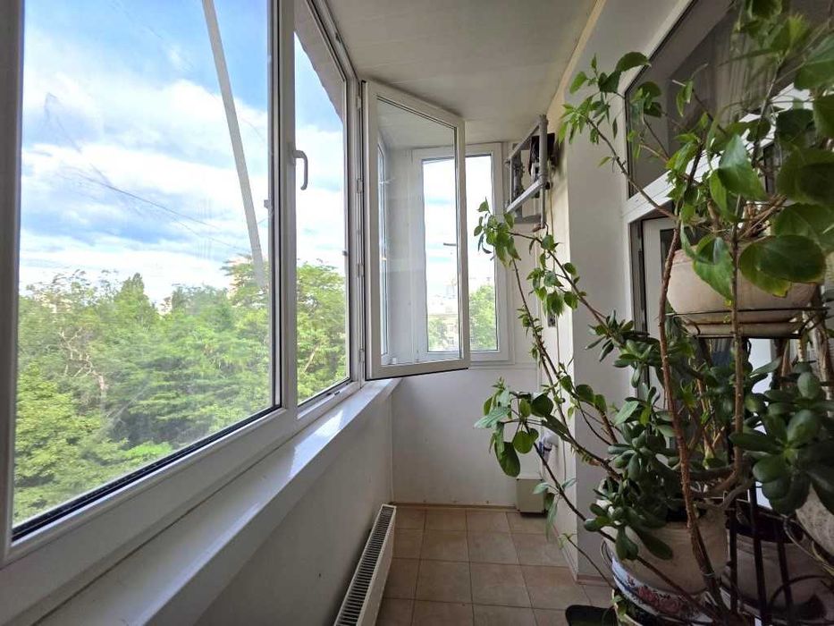 Без комиссии! 3-х комн квартира пр Гагарина Французский бульвар Гараж