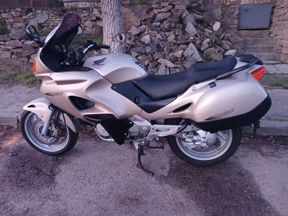 Хонда nt 650девіль