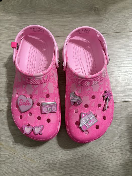 Crocsy ORYGINALNE z serii Barbie