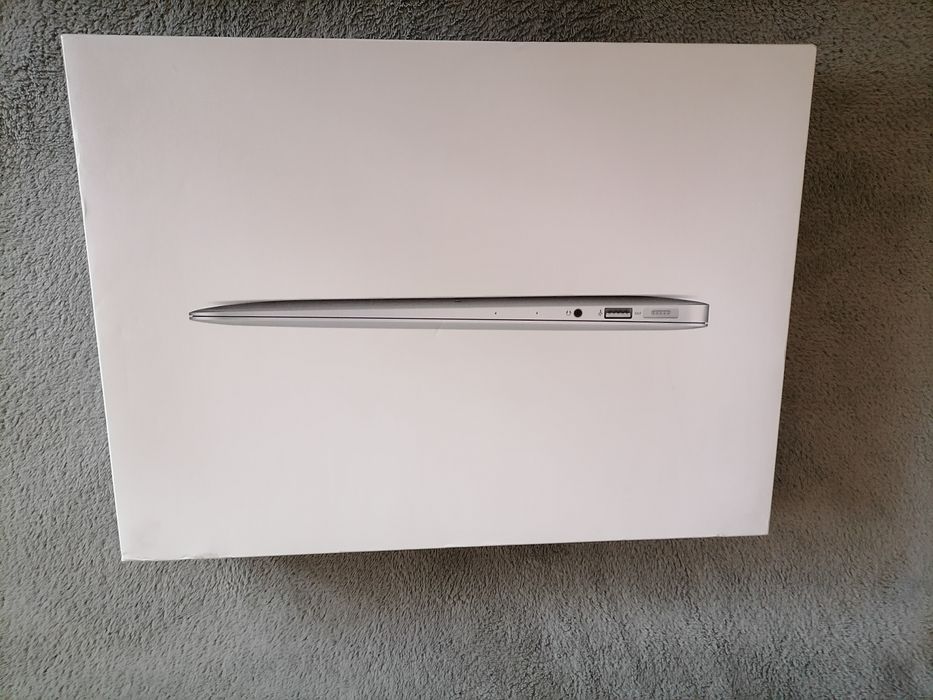 MacBook Ideał 13 A1466 i5 5 gen 8GB/128GB SSD 2017/22r 77 cykli